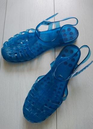 Скандалі для купання