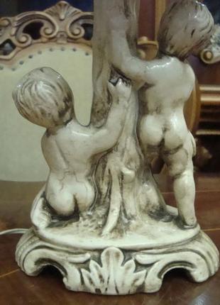 Антикварная настольная лампа - статуэтка путти фарфор италия3 фото