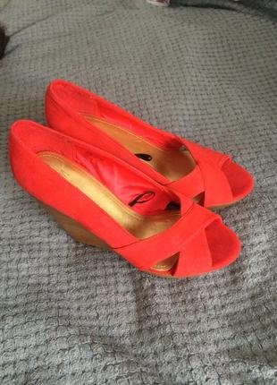 Туфлі жіночі замшеві