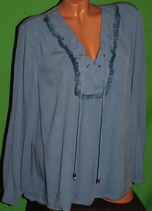 Шикраная блуза (3-4хл замеры) цвет небесный ,натур. состав со шнуровкой и бахромой.5 фото