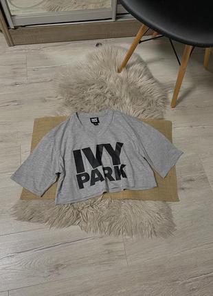 Укорочена футболочка від ivy park