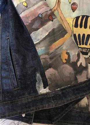 Джинсовка джинсовая куртка с рисунком с росписью7 фото