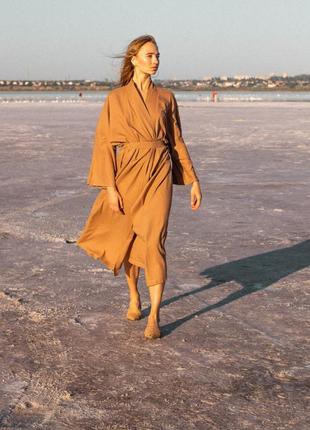 Бежевое платье оверсайз в стиле кимоно из натурального льна5 фото