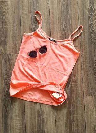 Хлопковая маечка/топ на тонких бретельках кораллового цвета