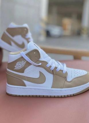 Шкіряні високі кросівки nike air jordan white beige2 фото