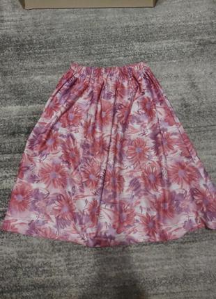 Спідниця сяде на розмір л-хл