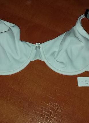 Новий ліфчик, 85 з