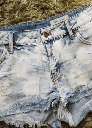 Жіночі джинсові шорти h&m1 фото