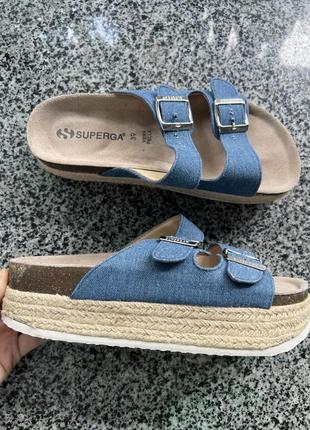 Шльопанці superga