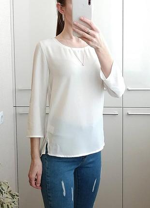 Белая летняя блузка с рукавом 3/4