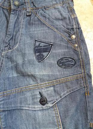 Джинсові шорти на 8 років 2