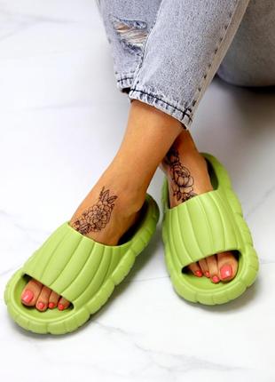 Шльопанці шльопки