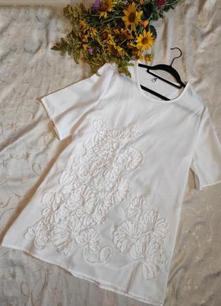 Коротке плаття кольору ванілі