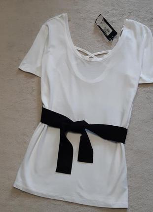 Нова біла блузка футболка пояс короткий рукав limited edition for m&s collection