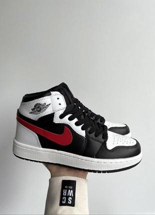 Кросівки nike air jordan 1 retro mid