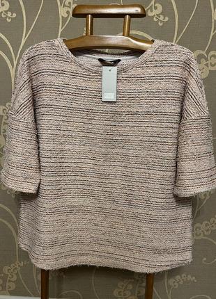 Дуже красива та стильна брендова пухнаста кофточка 21,5.