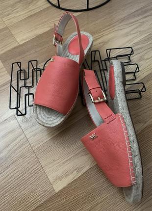 Брендові босоніжки💯usa🇺🇸5 фото