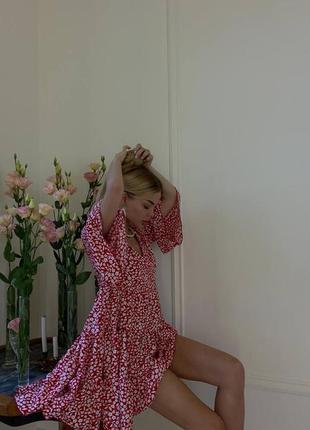 Легке повітряне сукні приємно ва-трапеція з воланами в квіти універсал5 фото