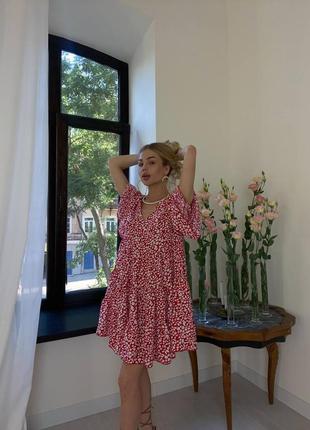 Легке повітряне сукні приємно ва-трапеція з воланами в квіти універсал10 фото