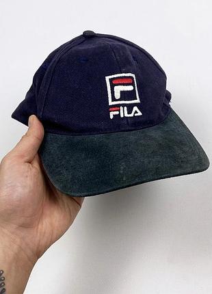 Вінтажна кепка fila з велюровим козирьком