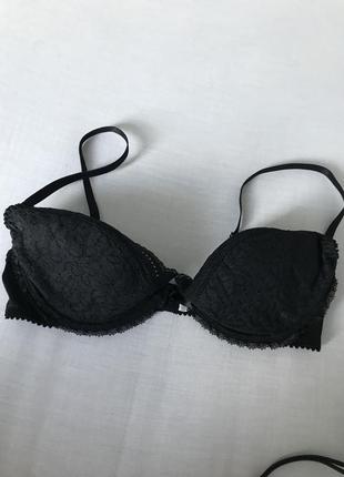 Бюстгалтер