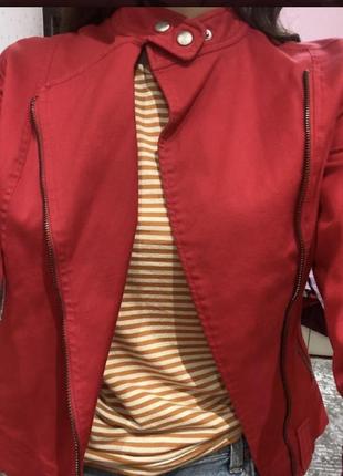 Красный пиджак косуха