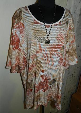 Натуральная,трикотажная блузка-футболка в тропические листики,большого размера,pina lia2 фото