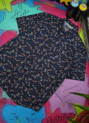 Подовжена класична теніска,гавайка тропічний принт комахи бабки