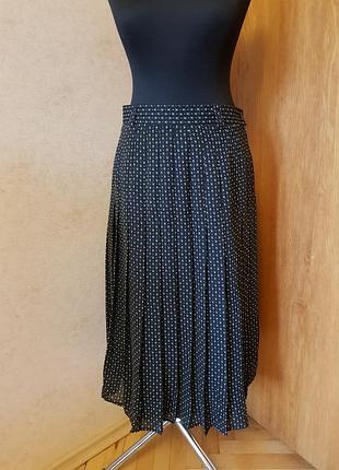 Приємна спідниця в складку, бренд cavita!