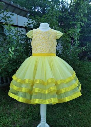 Желтое детское платье для девочки