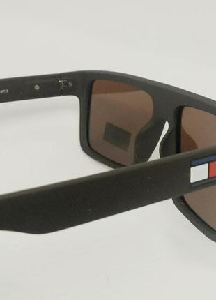 Стильные мужские солнцезащитные очки в стиле tommy hilfiger коричневый мат поляризированые8 фото