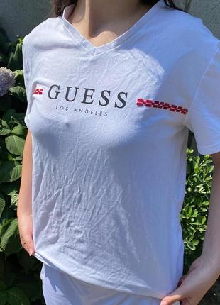 Футболка guess белая3 фото