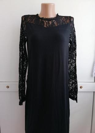 Плаття жіноче чорне з мереживом