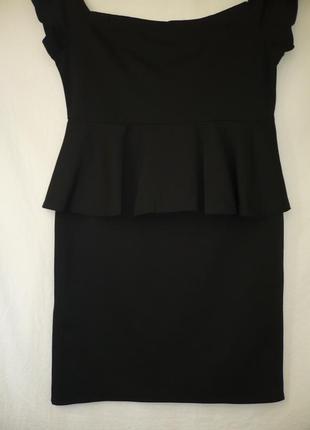 Платье черное, с баской, классика2 фото