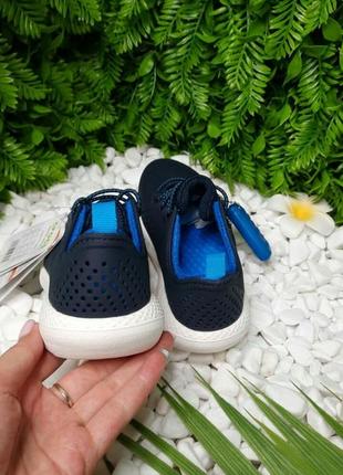 Кросівки дитячі crocs kids literide pacer navy white 206011 дитячі кросівки крокси2 фото