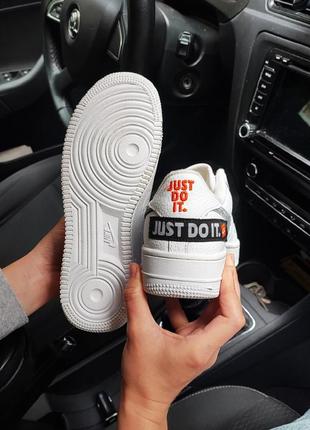 Кросівки   жіночі nike just do it белые/ женские  кроссовки найк2 фото