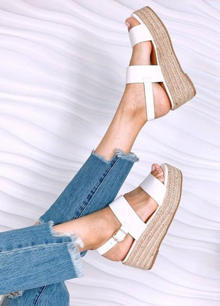 Плетені босоніжки на платформі / плетінки босоніжки 🌿 платформа сандалі танкетка5 фото