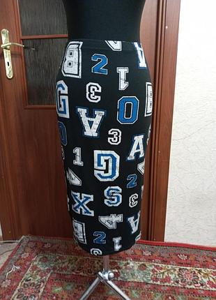 Юбка, новая ,вискоза.р.46,44,42.ц.140 гр