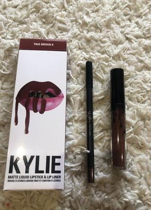 Помада матова з олівцем 4