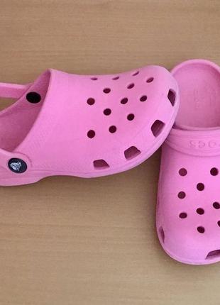 Шльопанці crocs рожеві