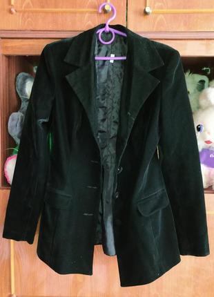 Чёрный велюровый женский пиджак