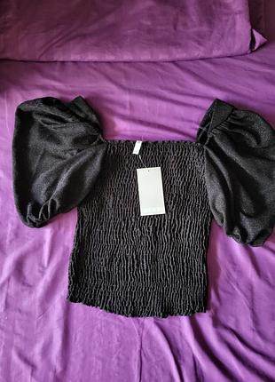 Стильний футболка