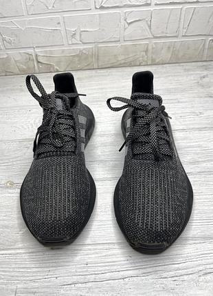 Кросівки adidas