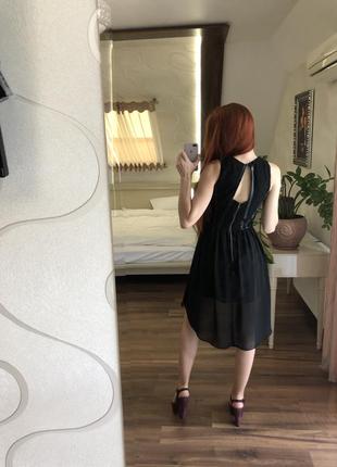 Чорна подовжена сукня2 фото