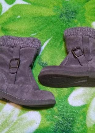 Зимові шкіряні черевики, черевики, чоботи.розмір вказаний 25,в середині чобітка є утеплення.