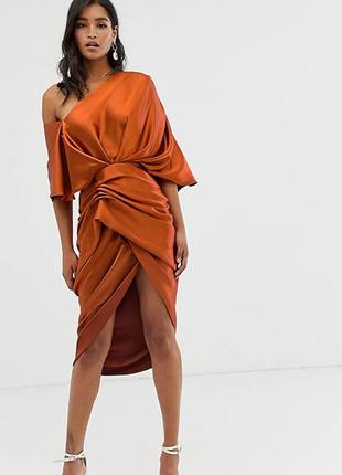 Атласное платье с драпировкой миди 46 размер