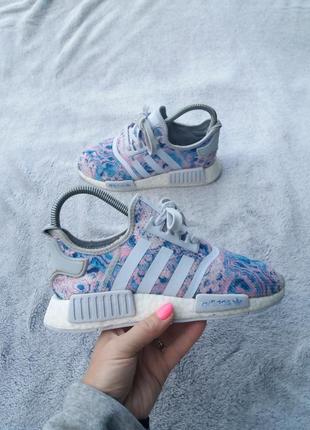 Кроссовки adidas boost беговые