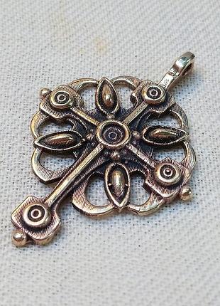 Латунний хрестик 4