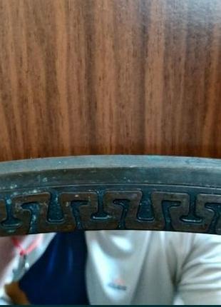 Дзеркало в мідній рамі 3