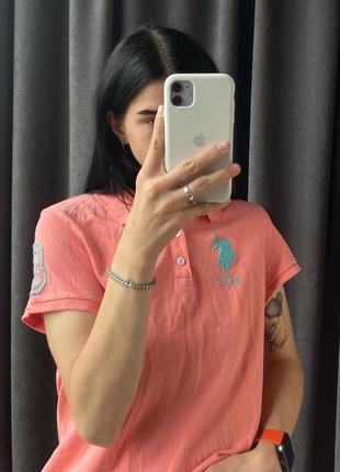 U.s. polo assn футболка жіноча персикова поло з великим логотипом лого